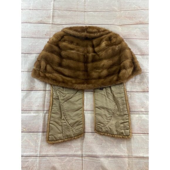 Vintage Thelanadian Fur Shop Worchester Mass Mink Fur Wrap - Medium - Picture 12 of 14